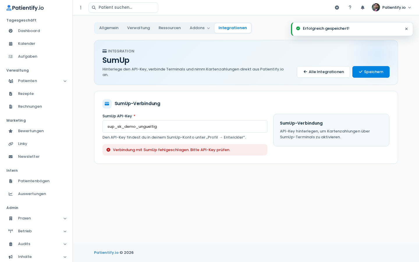 SumUp-Seite mit dem Feld SumUp API-Key, der Bestätigung Erfolgreich gespeichert und einer roten Fehlermeldung