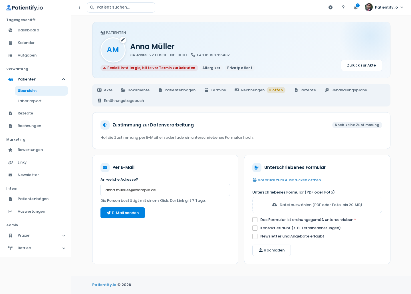 Seite Zustimmung zur Datenverarbeitung mit den Bereichen Per E-Mail und Unterschriebenes Formular